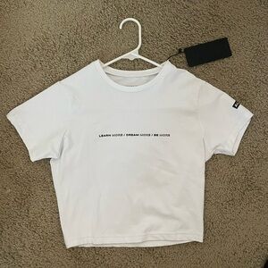 Alphalete be more fitted lifestyle crop tee Xsmall white